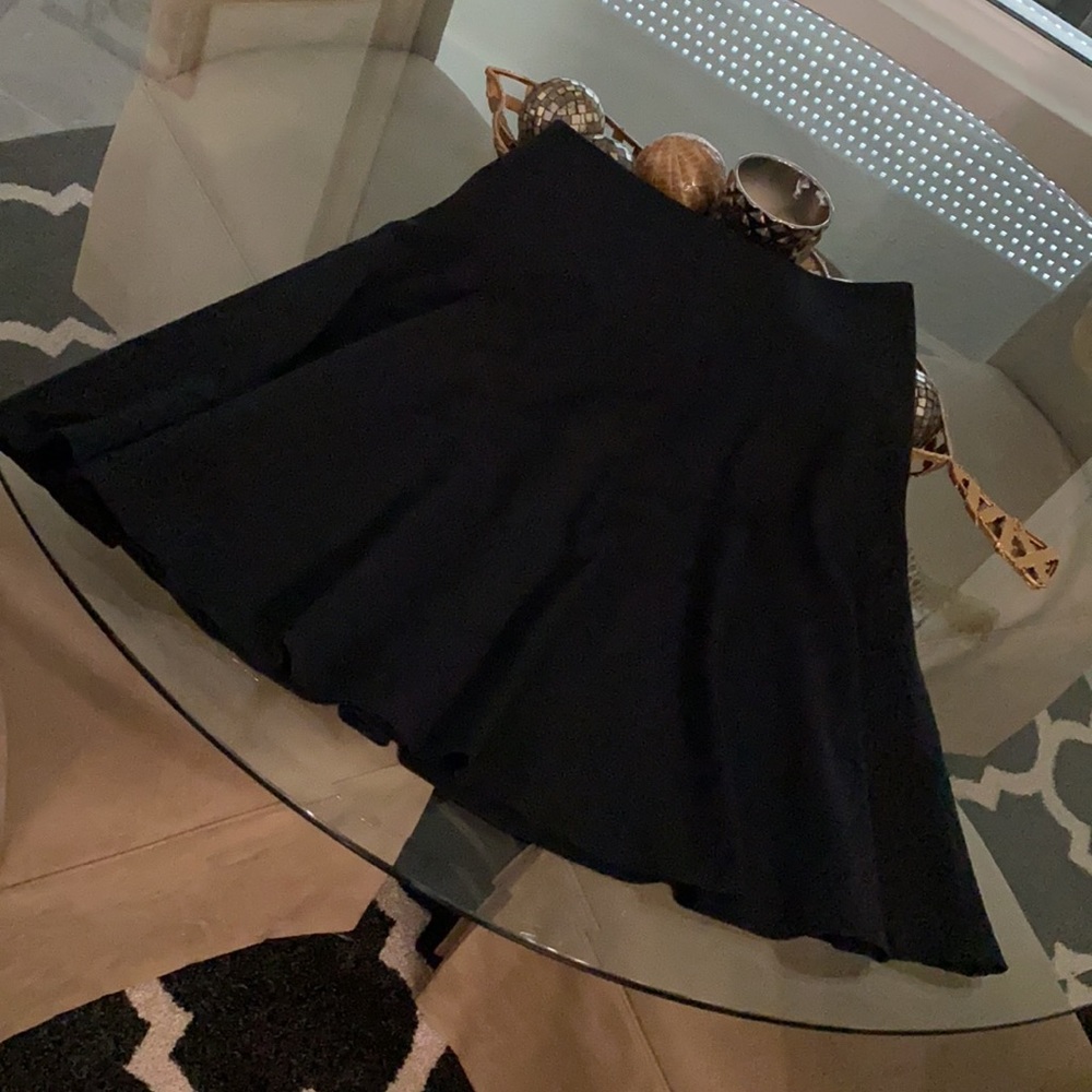 Madison Black Full skirt sz 10